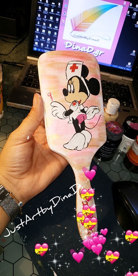 xylini zografismeni vourtsa mallion minnie mouse